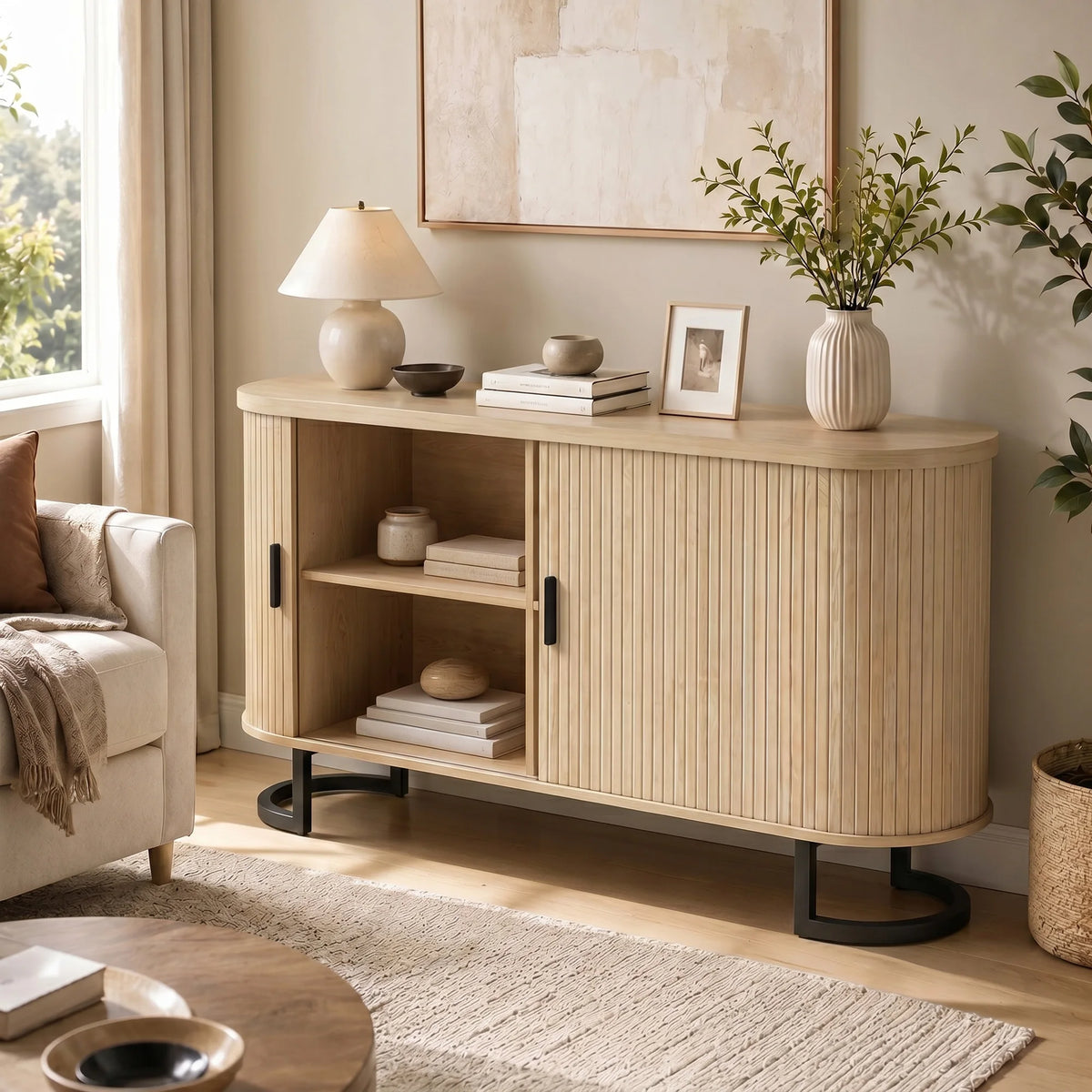 « Ondée » — Buffet ovale à portes coulissantes