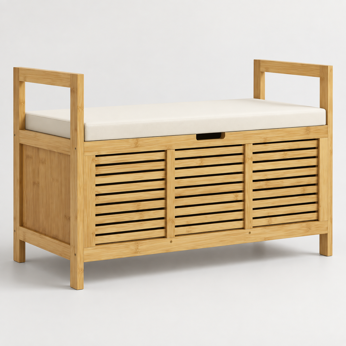 « Bambou » — Banc en bambou avec coffre et coussin — vue 1