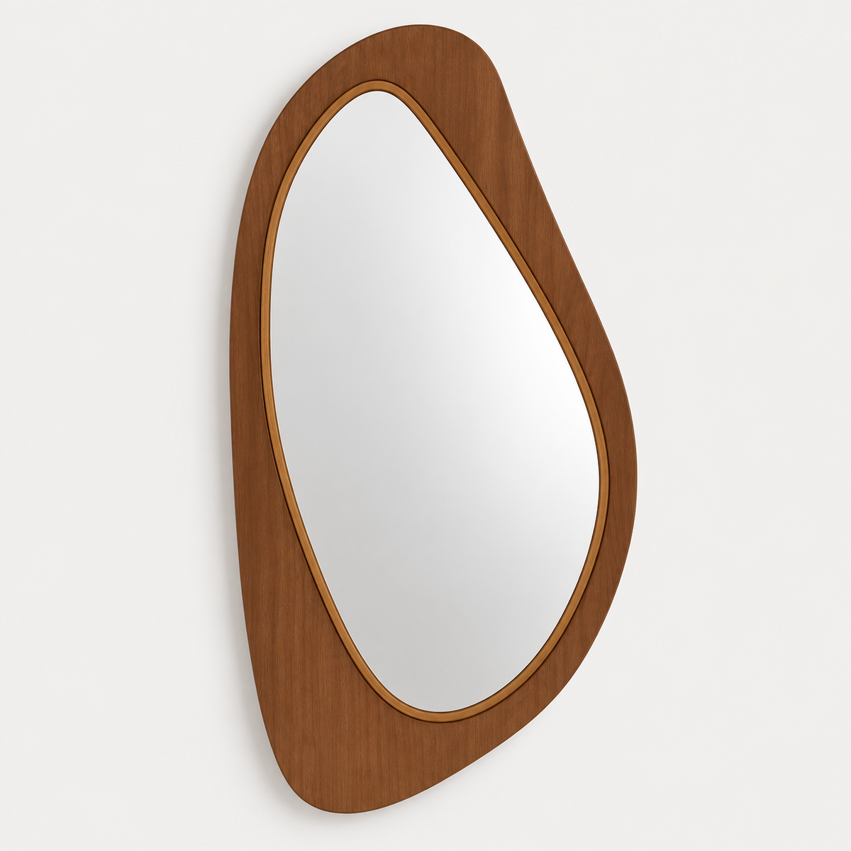 Camée — miroir sur fond neutre