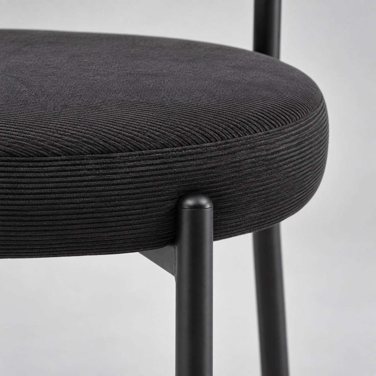« Carbone » — Lot de 4 chaises noires rembourrées — vue 4