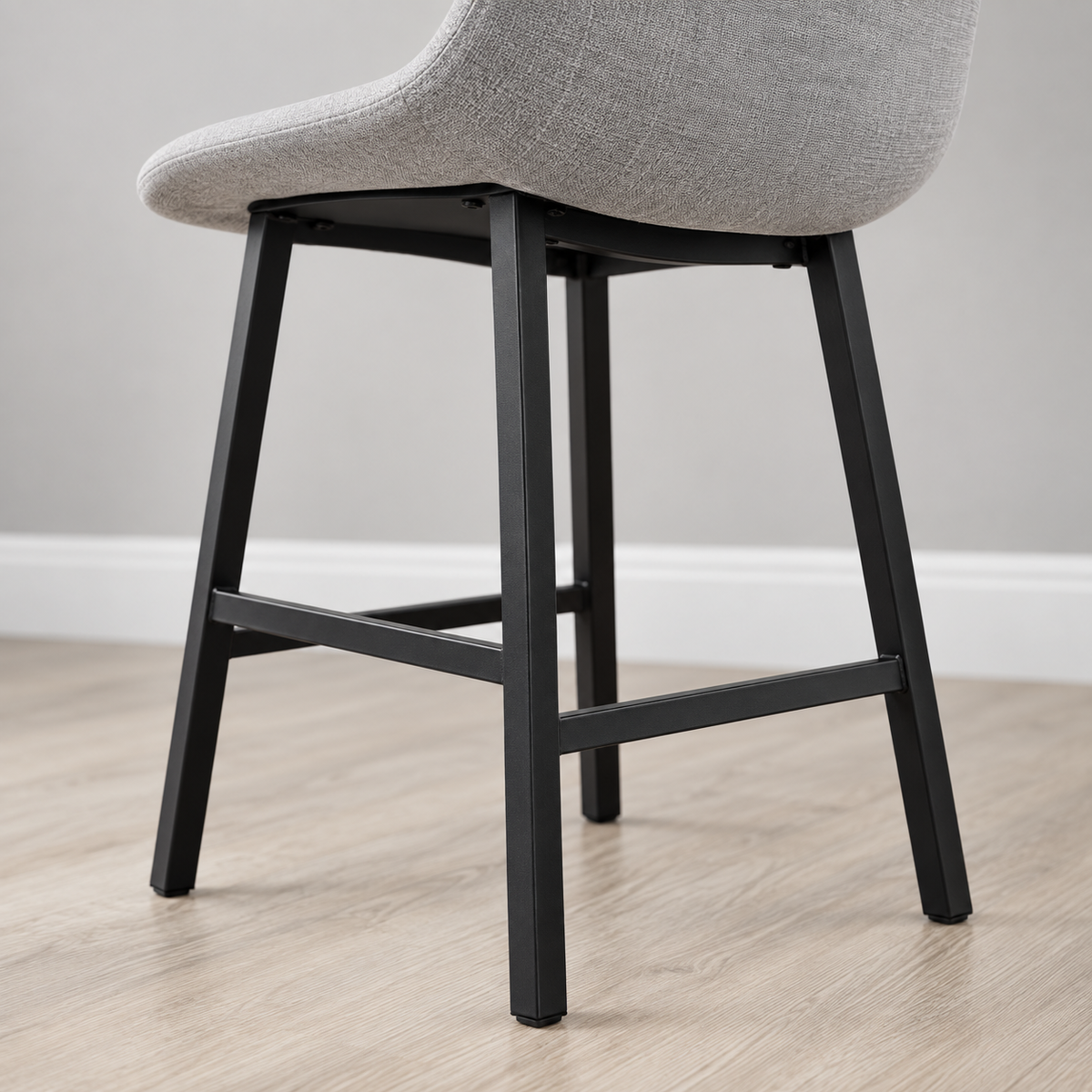 « Comptoir » — Ensemble table haute et 4 tabourets gris — vue 5