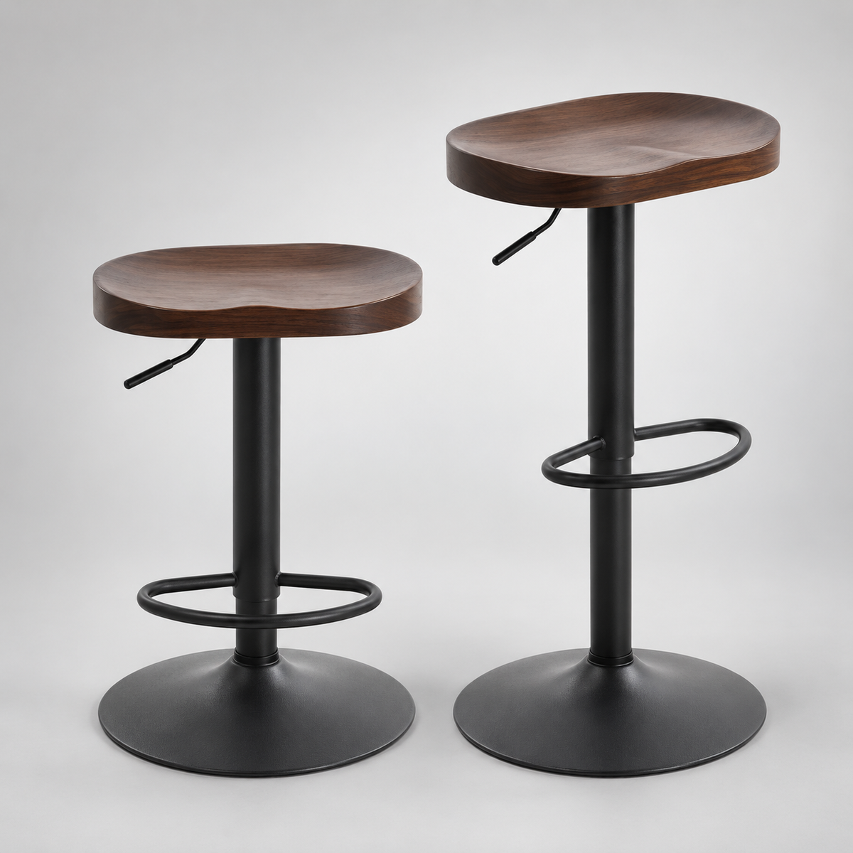 « Orme » — Lot de 2 tabourets en orme réglables — vue 1
